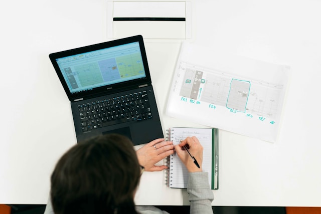 Ceniteg Solutions - Consultoría y desarrollo de proyectos